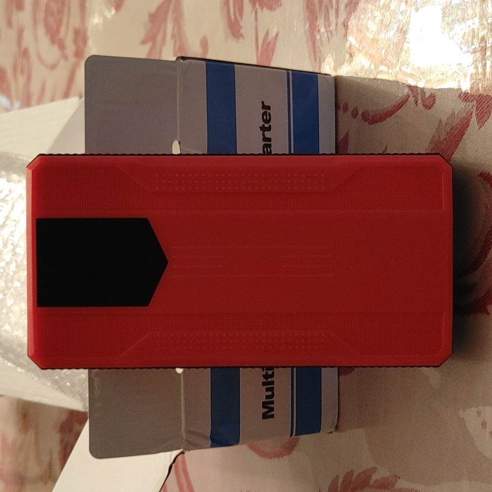 Multi-Function Jump Starter - Black & Red - Picture 5 of 7